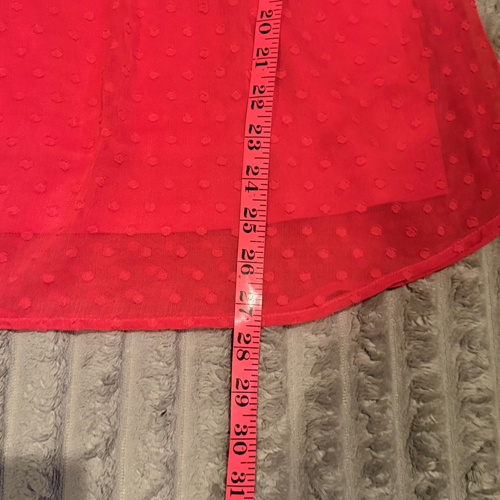 Motherhood Maternity Coral Swiss Dot Sleeveless Pintuck Blouse Medium Pink Top - Picture 6 of 7